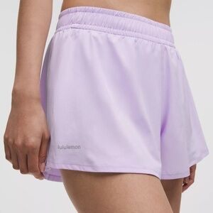 NWT Lululemon Pace Crush High-Rise Short 2.5", Lavender Frost, Size XS